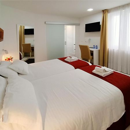 Hostal Royal Cruz Мадрид Экстерьер фото