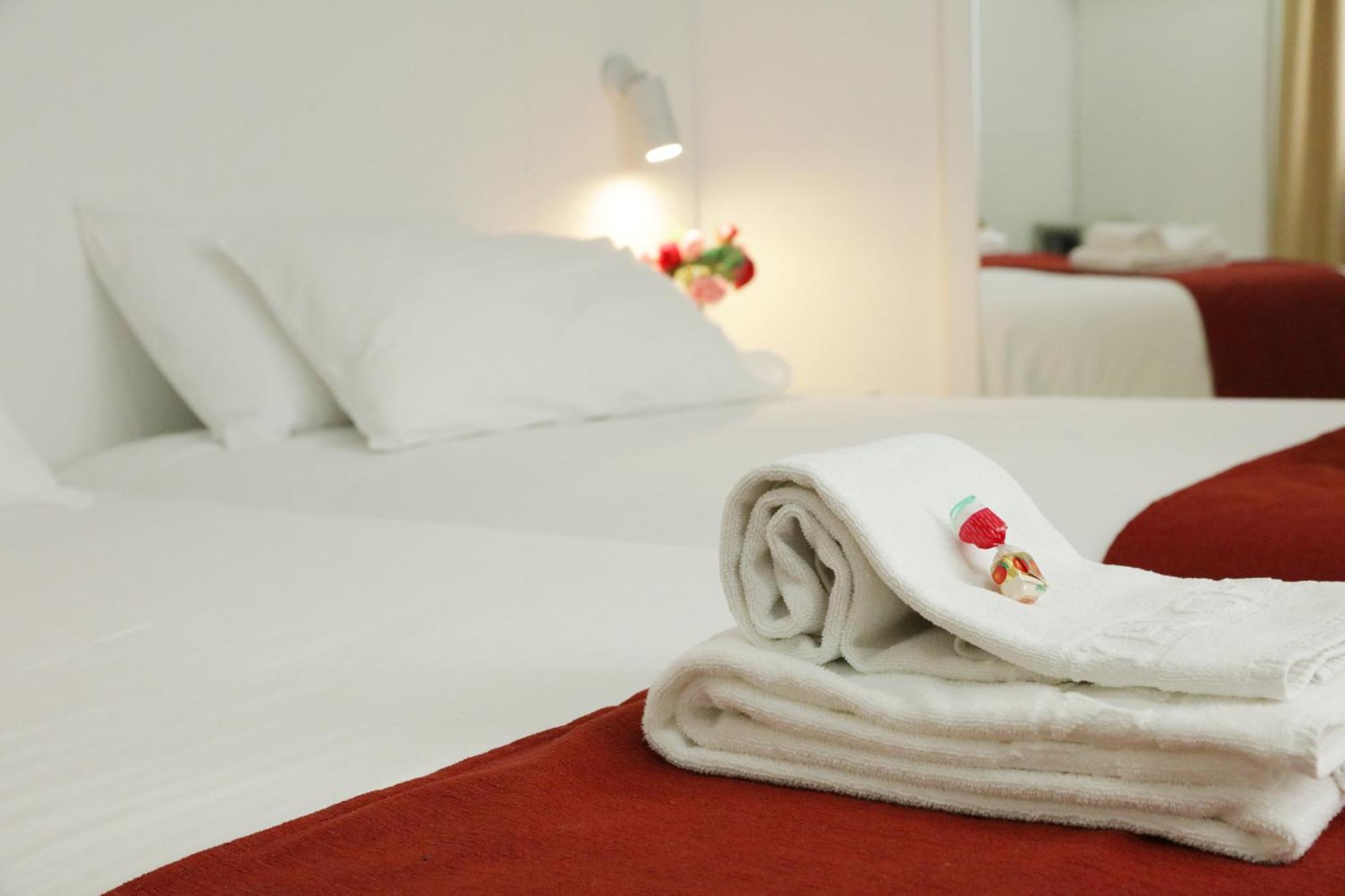 Hostal Royal Cruz Мадрид Экстерьер фото