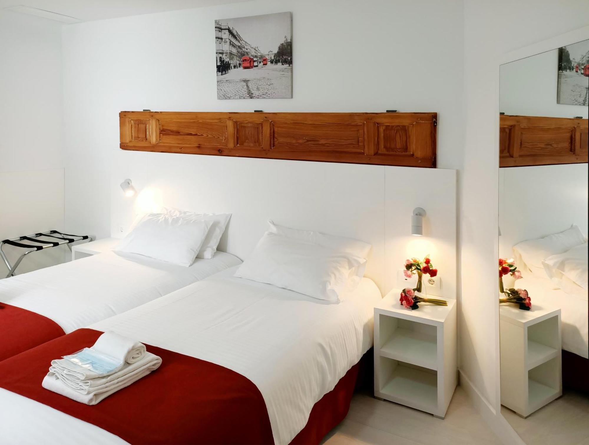 Hostal Royal Cruz Мадрид Экстерьер фото